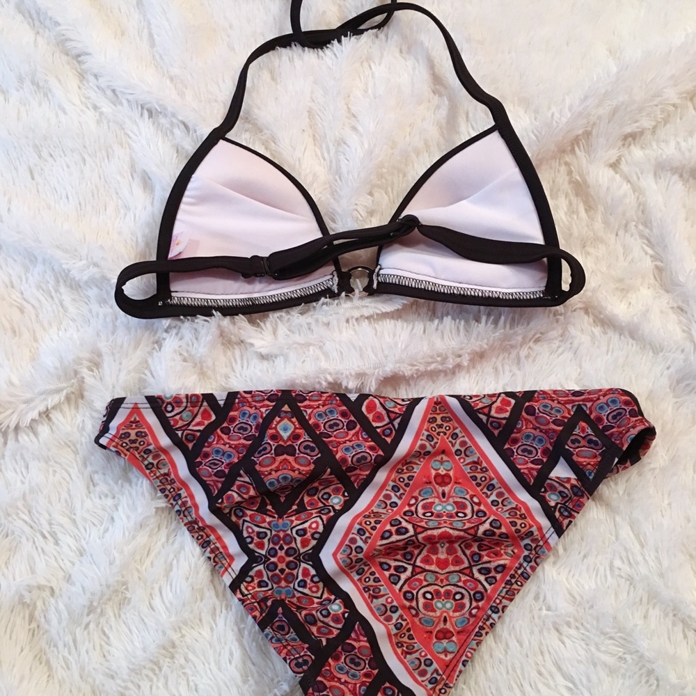 Bathing suit